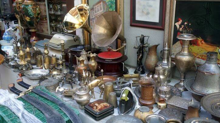 Antiques buyers, Antiques liquidators. Updated 2025